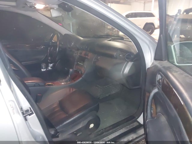 43828035 :رقم المزاد ، WDBRF54H16A836176 vin ، 2006 Mercedes-benz C 280 Luxury مزاد بيع