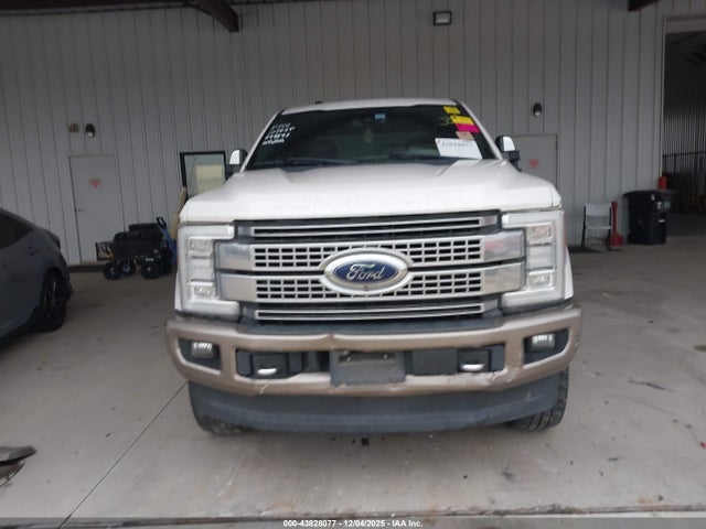 1FT7W2BT1JEB49943 Ford F-250 Platinum