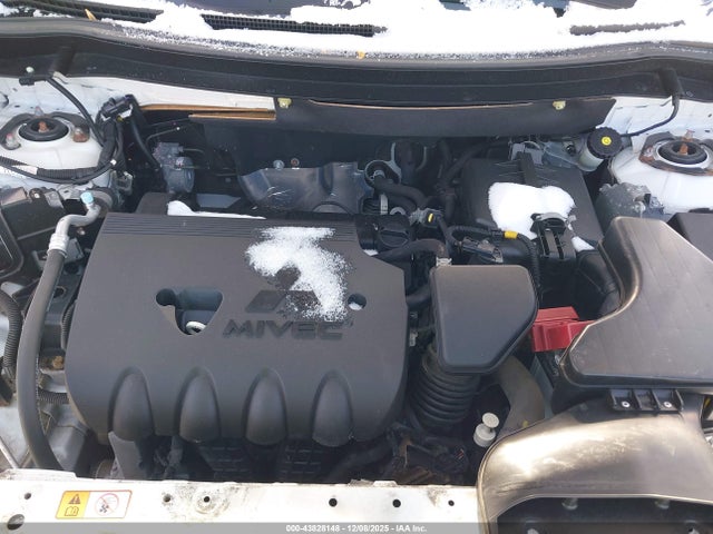 2016 MITSUBISHI OUTLANDER JA4AZ3A38GZ001403 Photo 9