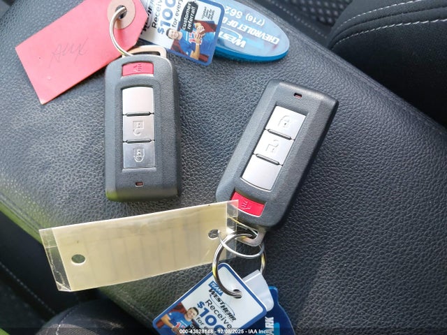 2016 MITSUBISHI OUTLANDER JA4AZ3A38GZ001403 Photo 10