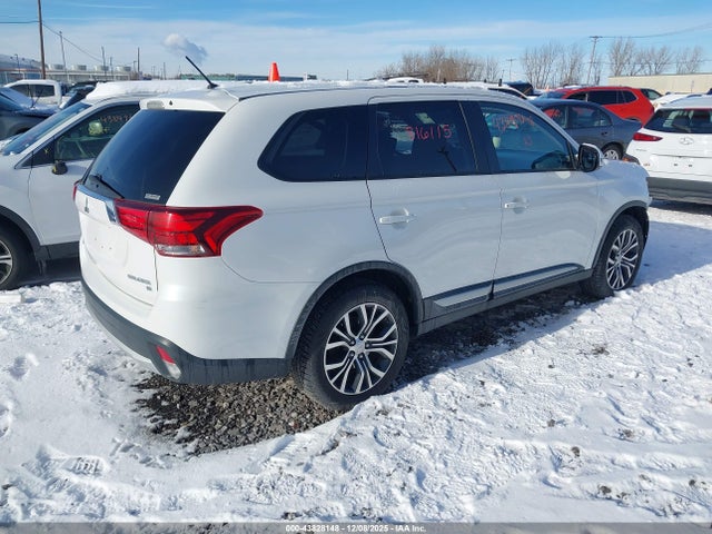 2016 MITSUBISHI OUTLANDER JA4AZ3A38GZ001403 Photo 3