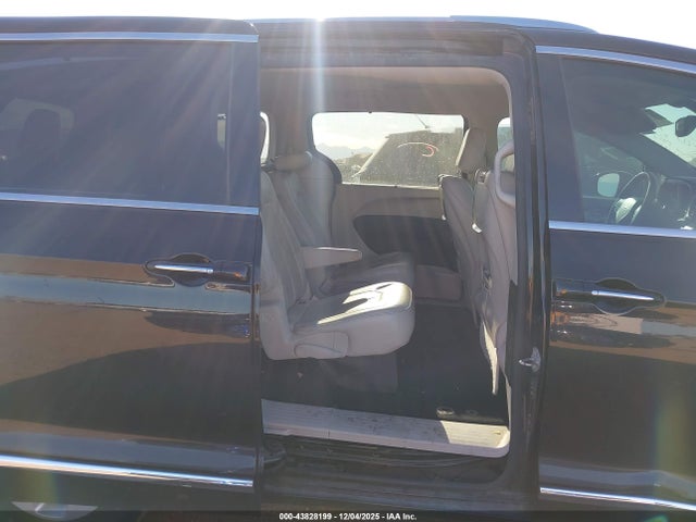 2C4RC1EG9HR764179 Chrysler Pacifica Touring-l Plus