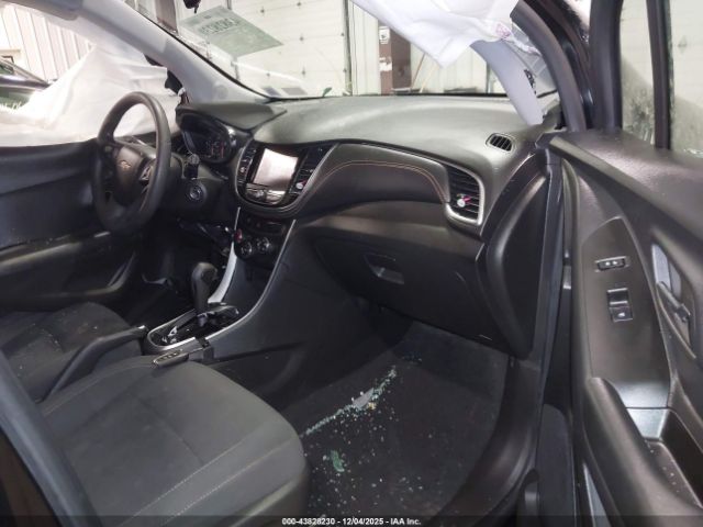 2022 CHEVROLET TRAX KL7CJNSM8NB551633 Photo 4