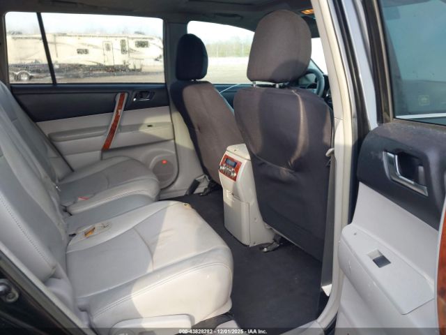 2013 TOYOTA HIGHLANDER 5TDDK3EH4DS267236 Photo 7