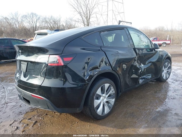 2023 TESLA MODEL Y 7SAYGDEE2PA075837 Photo 3