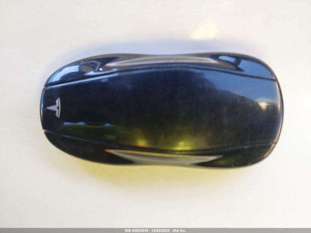 2015 TESLA MODEL S 5YJSA1H29FF085139 Photo 10