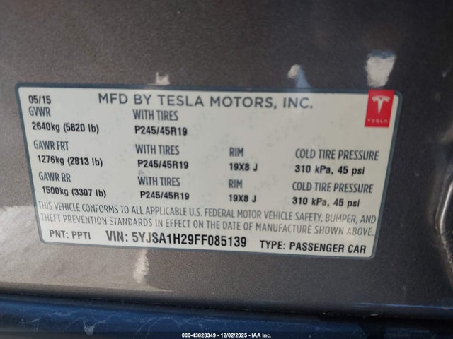 2015 TESLA MODEL S 5YJSA1H29FF085139 Photo 8
