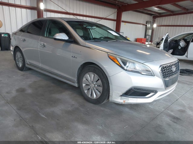 2016 Hyundai Sonata Hybrid Se მანქანა იყიდება აუქციონზე, vin: KMHE24L11GA011875, აუქციონის ნომერი: 43828424