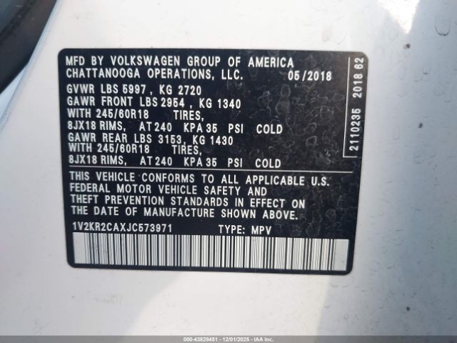 2018 VOLKSWAGEN ATLAS 1V2KR2CAXJC573971 Photo 8