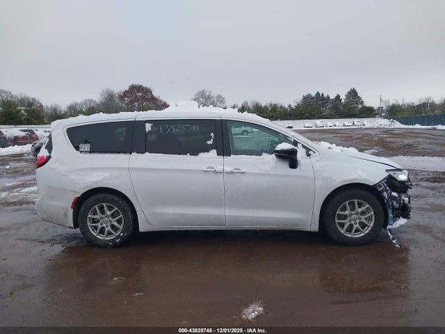 43828748 :رقم المزاد ، 2C4RC1BG1RR116342 vin ، 2024 Chrysler Pacifica Touring L مزاد بيع