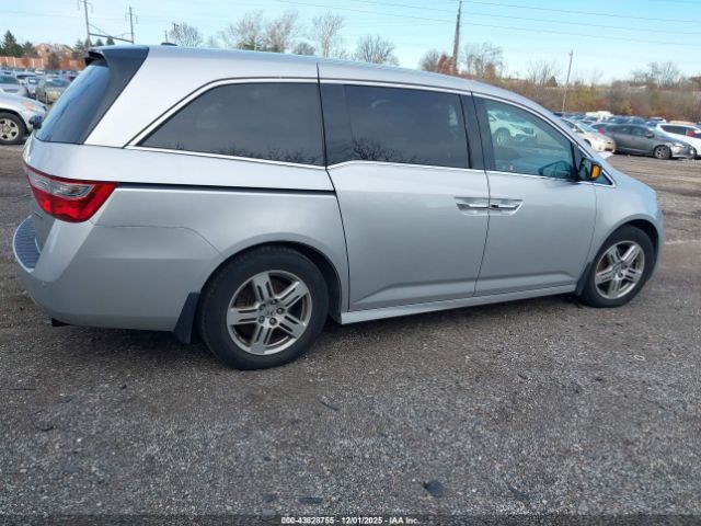 2011 HONDA ODYSSEY 5FNRL5H95BB062173 Photo 3