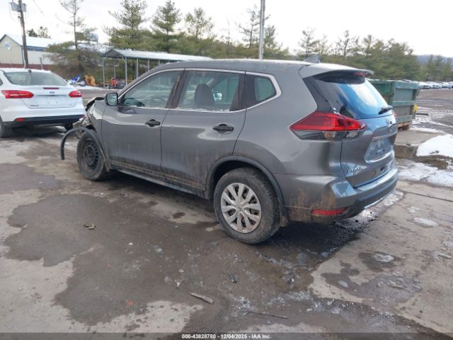 2018 NISSAN ROGUE JN8AT2MVXJW311063 Photo 2
