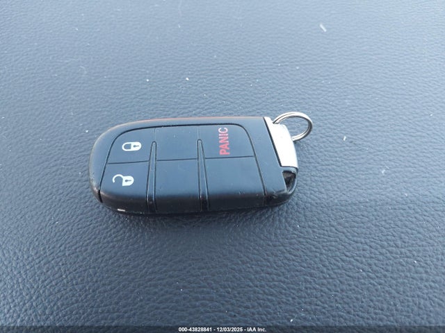 Продаж на аукціоні авто 2015 Jeep Grand Cherokee Laredo, vin: 1C4RJFAG1FC871614, номер лоту: 43828841