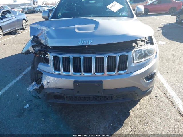 Продаж на аукціоні авто 2015 Jeep Grand Cherokee Laredo, vin: 1C4RJFAG1FC871614, номер лоту: 43828841