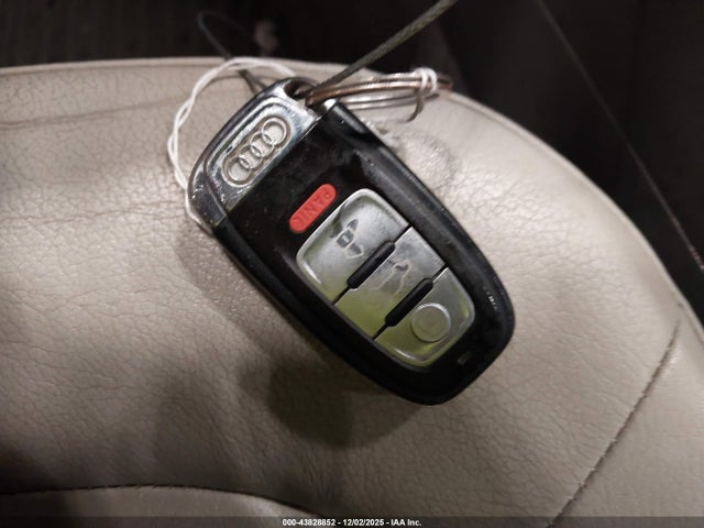 2010 AUDI A4 WAUFFAFL9AN043625 Photo 10