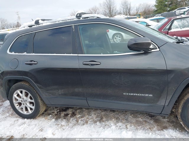 2015 Jeep Cherokee Latitude მანქანა იყიდება აუქციონზე, vin: 1C4PJLCB9FW584320, აუქციონის ნომერი: 43828859