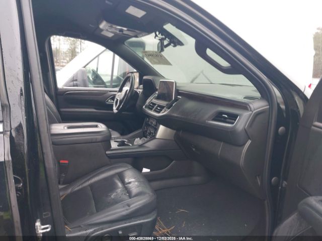 2021 CHEVROLET SUBURBAN 1GNSCCKD2MR371560 Photo 4
