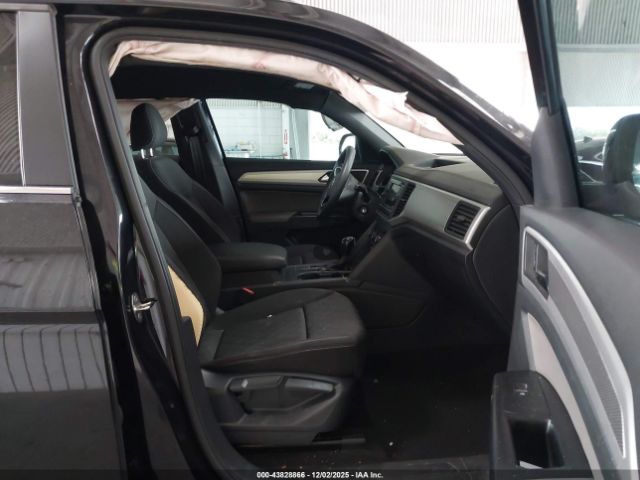 2021 VOLKSWAGEN ATLAS CROSS SPORT 1V2AC2CA7MC200663 Photo 4