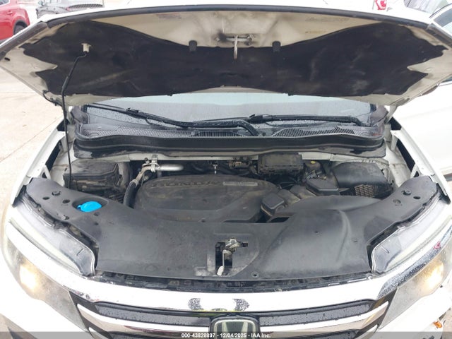 2016 HONDA PILOT 5FNYF5H98GB039142 Photo 9