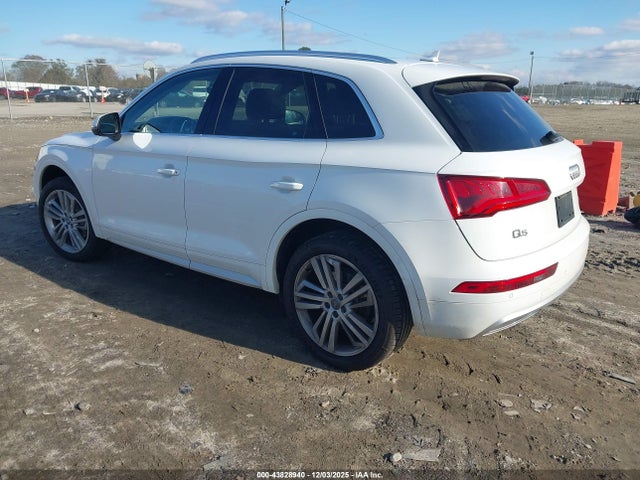 2018 AUDI Q5 WA1BNAFY9J2096756 Photo 2