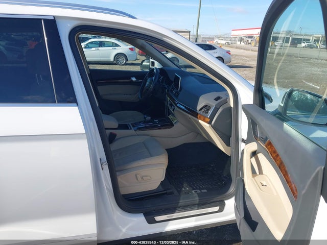 2018 AUDI Q5 WA1BNAFY9J2096756 Photo 4