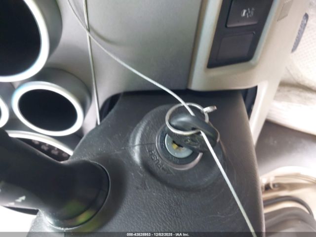 2011 TOYOTA SEQUOIA 5TDYY5G18BS033853 Photo 10