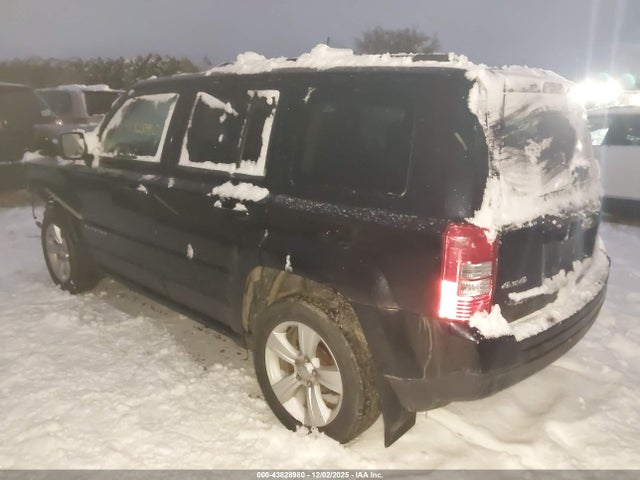 2015 JEEP PATRIOT 1C4NJRFB6FD348631 Photo 2