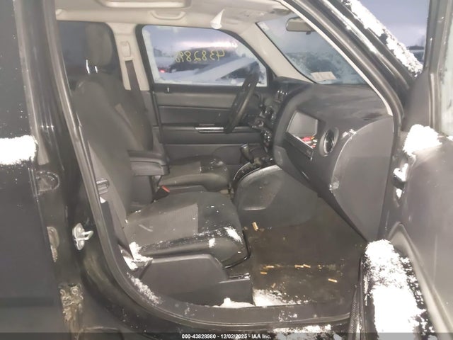2015 JEEP PATRIOT 1C4NJRFB6FD348631 Photo 4