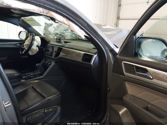 2021 VOLKSWAGEN ATLAS CROSS SPORT 1V2KE2CA0MC234121 Photo 4