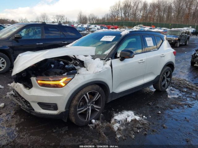 2021 VOLVO XC40 YV4162UM6M2488101 Photo 1