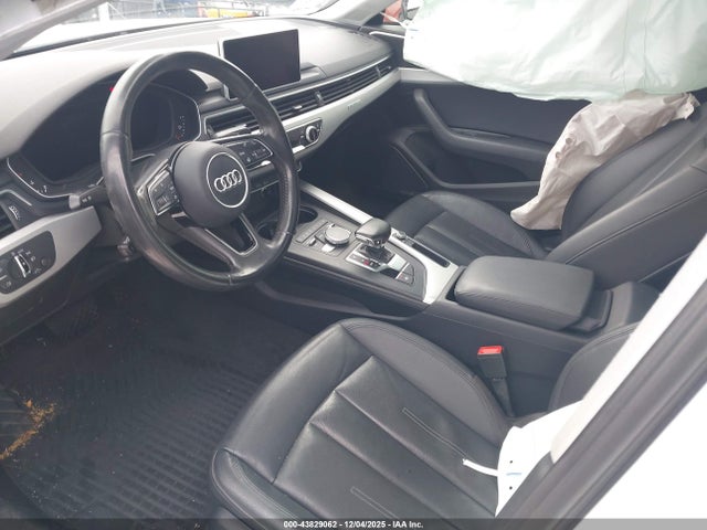 2017 AUDI A4 WAUENAF48HN010178 Photo 4