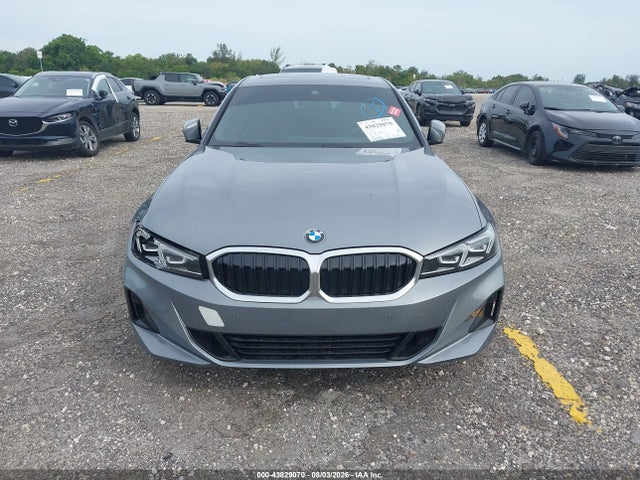 43829070 :رقم المزاد ، 3MW69FF05R8E77176 vin ، 2024 Bmw 330i مزاد بيع