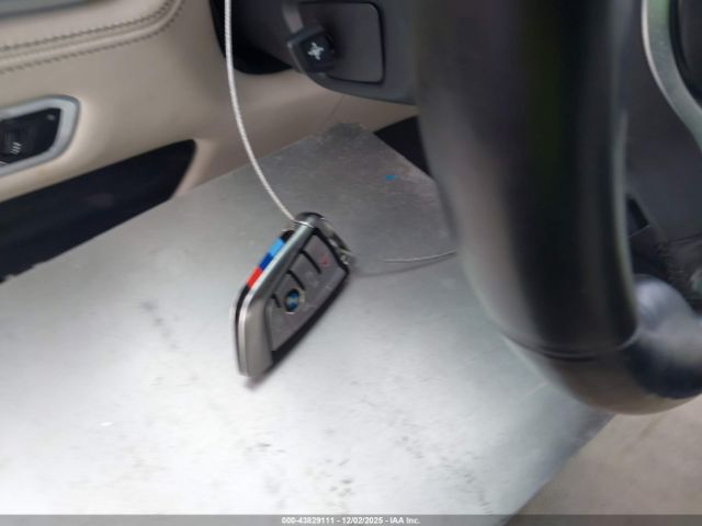 2022 BMW X7 5UXCW2C04N9K12744 Photo 10