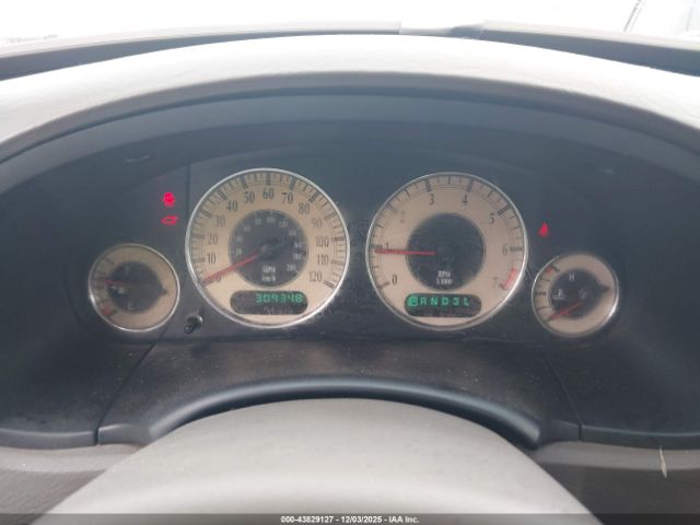 2001 CHRYSLER TOWN & COUNTRY 2C4GP54LX1R232155 Photo 6