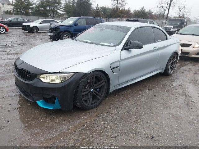 2016 BMW M4 WBS3U9C57GP969124 Photo 1