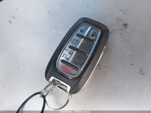 2025 CHRYSLER PACIFICA 2C4RC1BG2SR530736 Photo 10