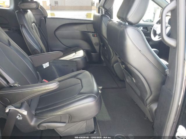 2025 CHRYSLER PACIFICA 2C4RC1BG2SR530736 Photo 7