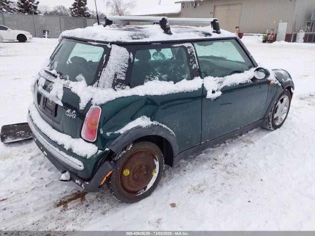 2002 MINI COOPER WMWRC33402TC34865 Photo 3