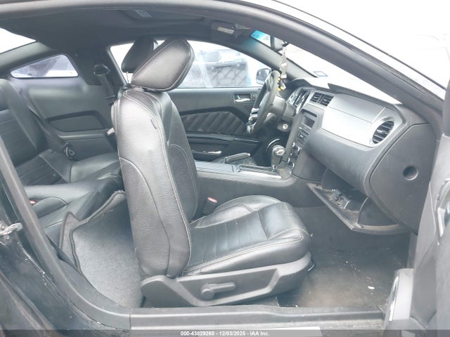 2011 FORD MUSTANG 1ZVBP8AM7B5149772 Photo 4