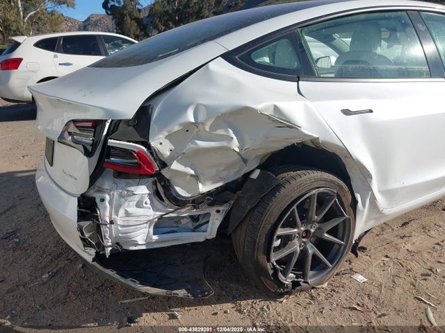 2022 TESLA MODEL 3 5YJ3E1EB1NF114919 Photo 5