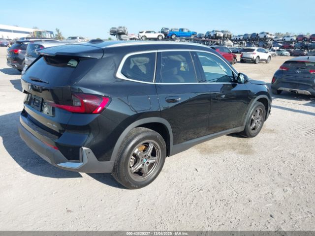 2023 BMW X1 WBX73EF07P5W44783 Photo 3