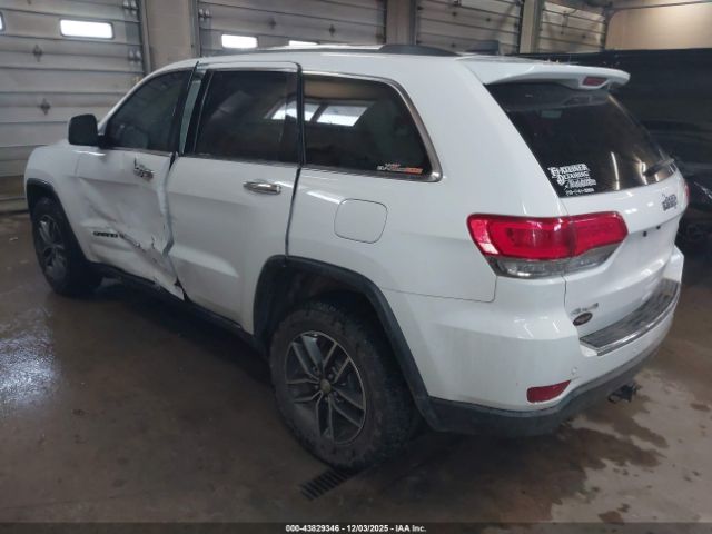 2018 JEEP GRAND CHEROKEE 1C4RJFBG8JC502255 Photo 2