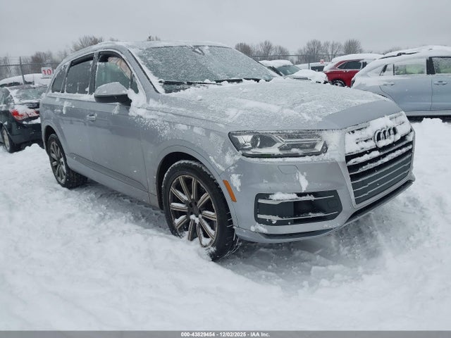 2019 AUDI Q7 WA1AAAF74KD031530 Photo 0