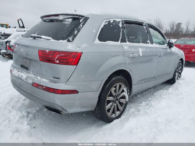 2019 AUDI Q7 WA1AAAF74KD031530 Photo 3