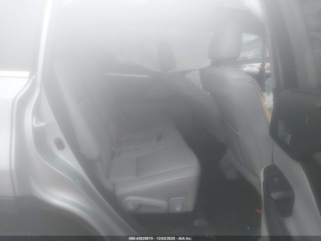 2017 TOYOTA HIGHLANDER 5TDJZRFH1HS372614 Photo 7