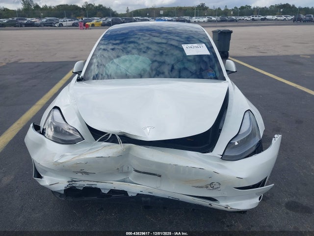 2023 TESLA MODEL 3 5YJ3E1EAXPF472448 Photo 5