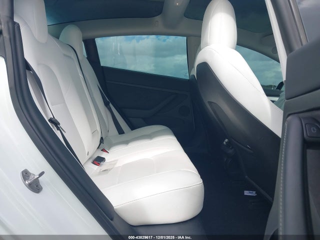 2023 TESLA MODEL 3 5YJ3E1EAXPF472448 Photo 7