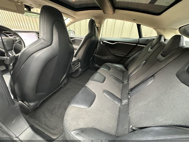 2013 TESLA MODEL S 5YJSA1AC6DFP10886 Photo 4
