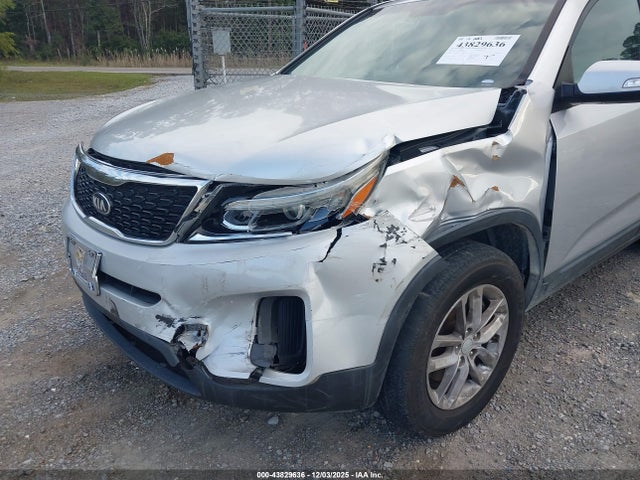 KIA Sorento Lx V6 2015 5XYKT4A79FG595663 Image 6