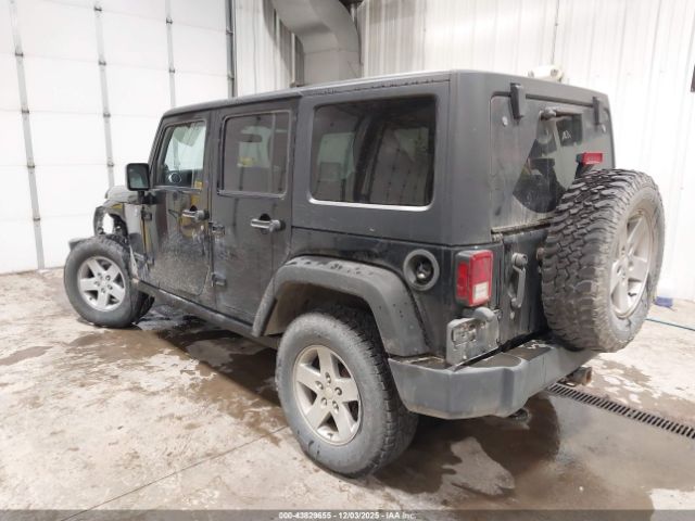 2011 JEEP WRANGLER UNLIMITED 1J4BA6H18BL621150 Photo 2